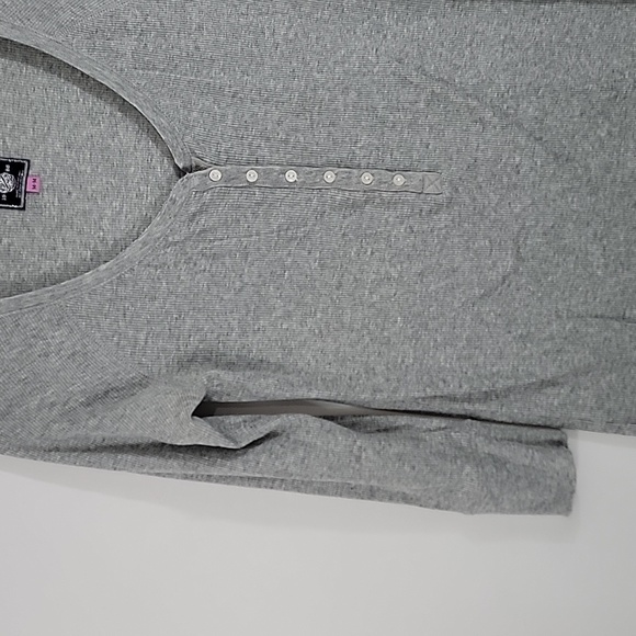 Victoria's Secret Pink Gray 3/4 Sleeve Ribbed Shirt Size Medium - Picture 2 of 10